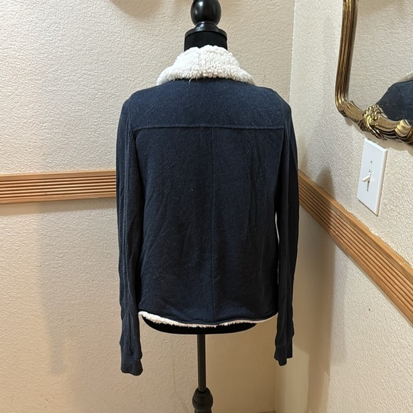 Abercrombie & Fitch XS/S Navy Blue & Cream Open Shawl cardigan - Picture 3 of 4